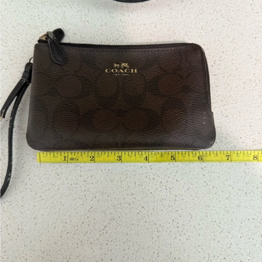 COACH Brown Tote and Wristlet Set - Picture 13 of 14